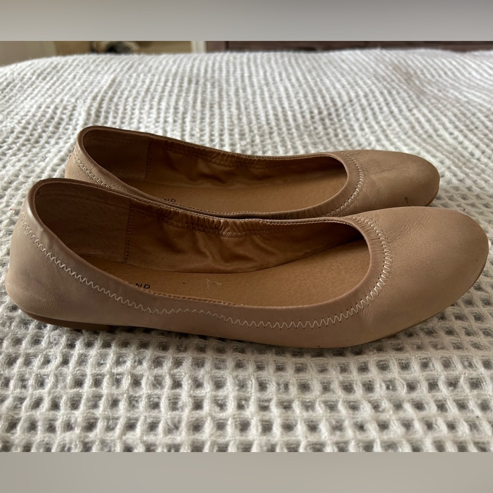 Lucky Brand nude flats